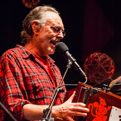 Krishna Das recounts the events and experiences that originally brought him to chanting.